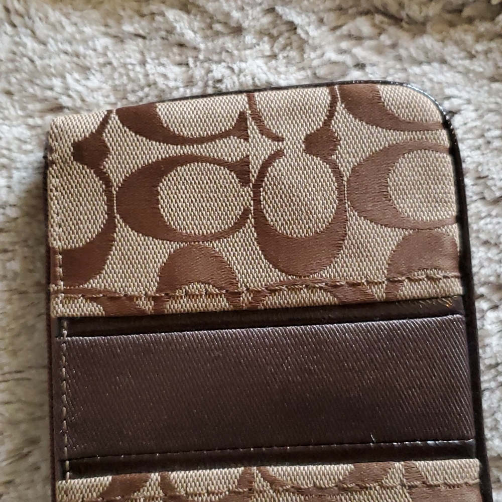 Coach brown canvas signature wristlet - Picture 3 of 6